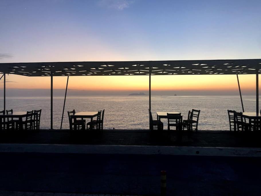 Ferienwohnung Eleni Kokkinos Pyrgos Exterior foto