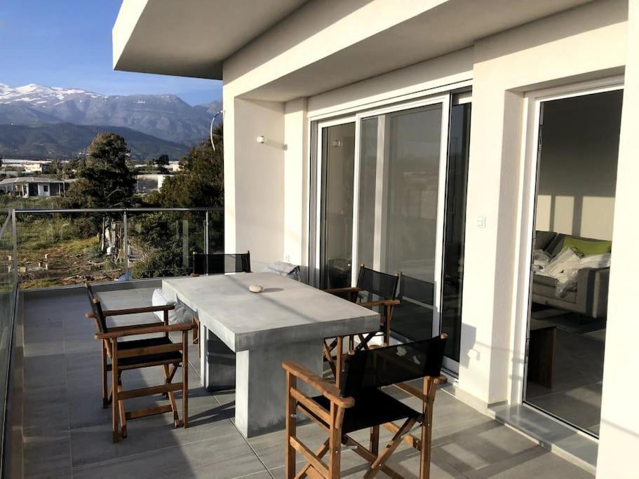 Ferienwohnung Eleni Kokkinos Pyrgos Exterior foto
